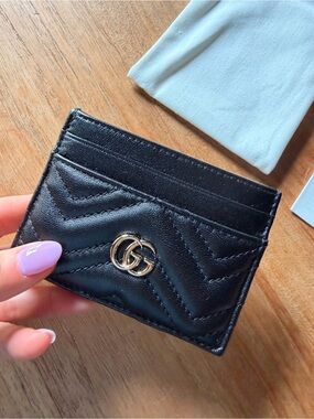 Authentic Gucci Black Quilted Leather Card Holder with Gold GG Hardware, NIB